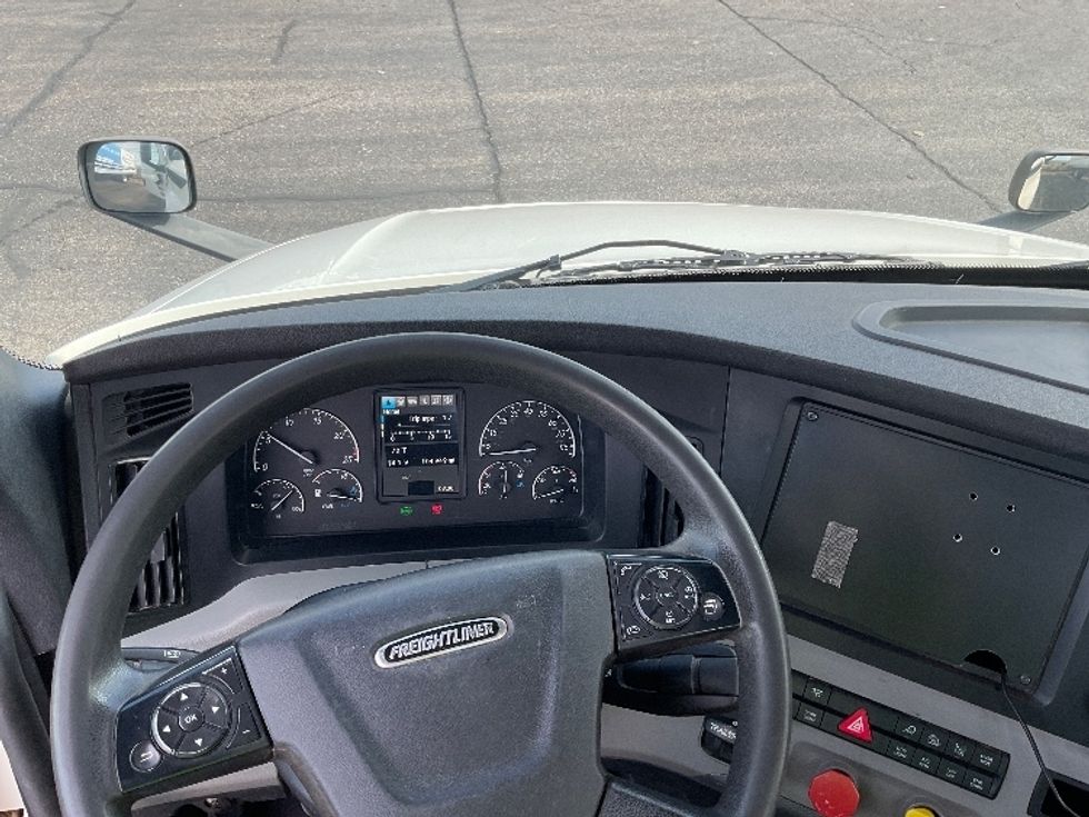 Day Cab Tractor-Heavy Duty Tractors-Freightliner-2020-T12664ST-El Paso-TX-107,132\n\t\tmiles-$ 66,750 - Image 11