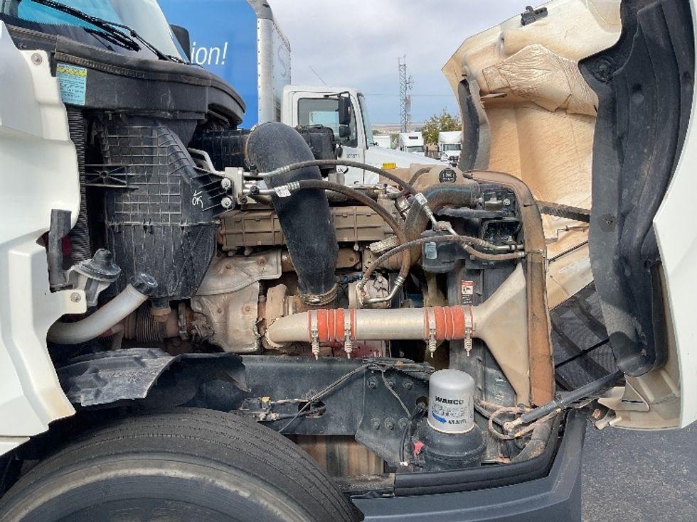 Day Cab Tractor-Heavy Duty Tractors-Freightliner-2020-T12664ST-El Paso-TX-107,132\n\t\tmiles-$ 66,750 - Image 15