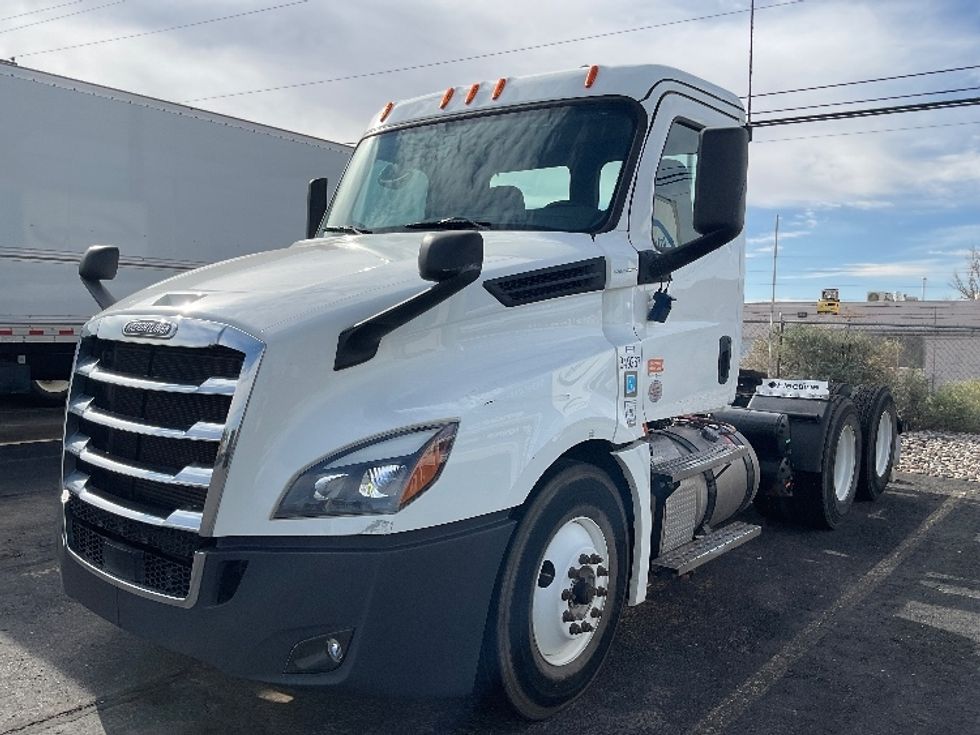 Day Cab Tractor-Heavy Duty Tractors-Freightliner-2020-T12664ST-El Paso-TX-107,132\n\t\tmiles-$ 66,750 - Image 3