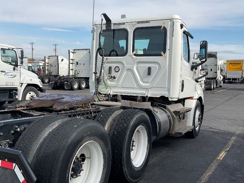 Day Cab Tractor-Heavy Duty Tractors-Freightliner-2020-T12664ST-El Paso-TX-107,132\n\t\tmiles-$ 66,750 - Image 7