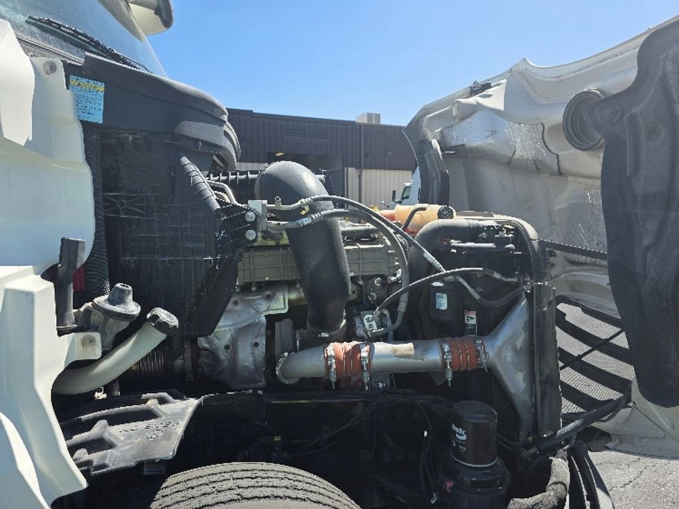 Day Cab Tractor-Heavy Duty Tractors-Freightliner-2020-T12664ST-El Paso-TX-214,586\n\t\tmiles-$ 59,250 - Image 15