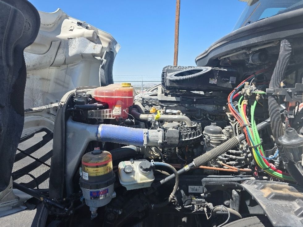 Day Cab Tractor-Heavy Duty Tractors-Freightliner-2020-T12664ST-El Paso-TX-214,586\n\t\tmiles-$ 59,250 - Image 16