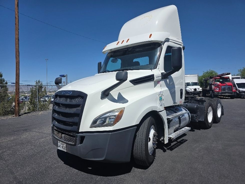 Day Cab Tractor-Heavy Duty Tractors-Freightliner-2020-T12664ST-El Paso-TX-214,586\n\t\tmiles-$ 59,250 - Image 3