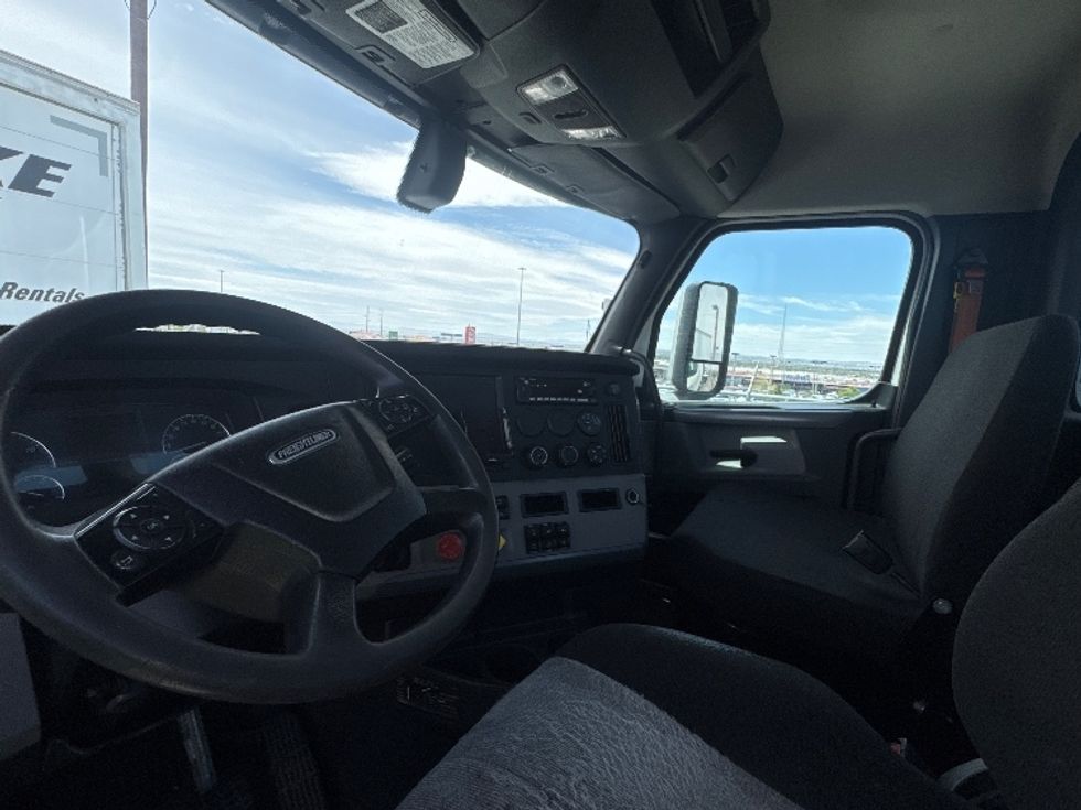 Day Cab Tractor-Heavy Duty Tractors-Freightliner-2020-T12664ST-El Paso-TX-598,397\n\t\tmiles-$ 35,000 - Image 10