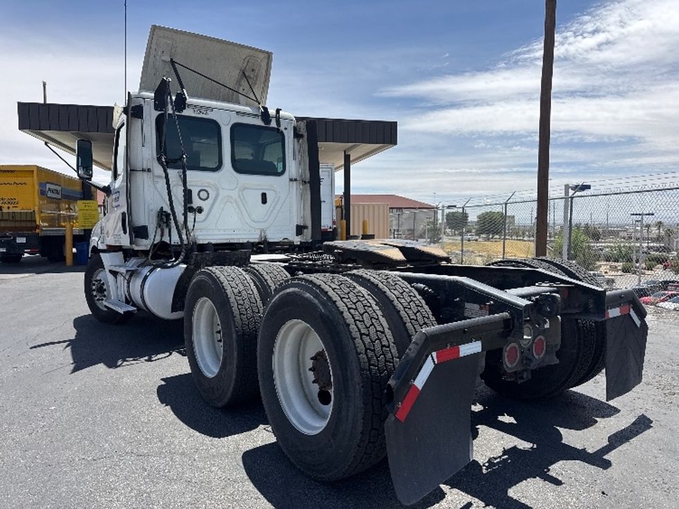 Day Cab Tractor-Heavy Duty Tractors-Freightliner-2020-T12664ST-El Paso-TX-598,397\n\t\tmiles-$ 35,000 - Image 5