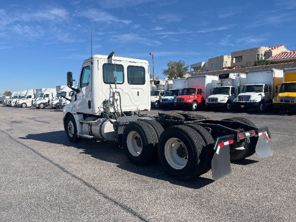 Day Cab Tractor-Heavy Duty Tractors-Freightliner-2020-T12664ST-El Paso-TX-99,671\n\t\tmiles-$ 67,250 - Image 5