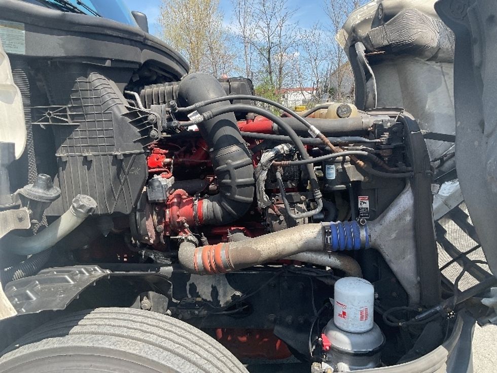 Day Cab Tractor-Heavy Duty Tractors-Freightliner-2020-T12664ST-Elmsford-NY-461,899\n\t\tmiles-$ 46,500 - Image 15