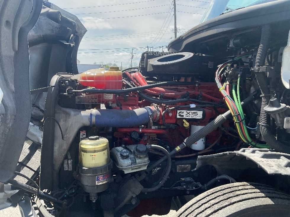 Day Cab Tractor-Heavy Duty Tractors-Freightliner-2020-T12664ST-Elmsford-NY-461,899\n\t\tmiles-$ 46,500 - Image 16