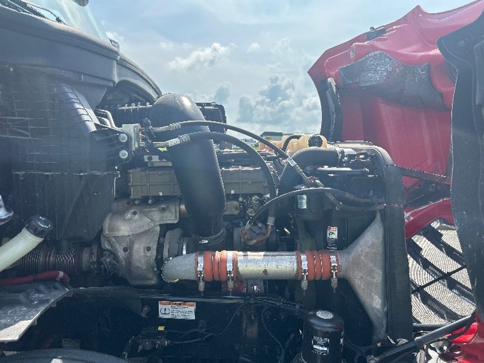 Day Cab Tractor-Heavy Duty Tractors-Freightliner-2020-T12664ST-Evansville-IN-352,562\n\t\tmiles-$ 50,500 - Image 15