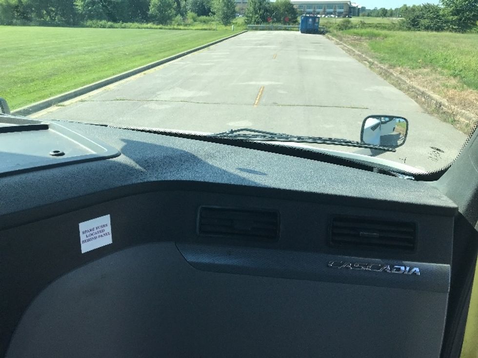 Day Cab Tractor-Heavy Duty Tractors-Freightliner-2020-T12664ST-Evansville-IN-631,286\n\t\tmiles-$ 35,000 - Image 13