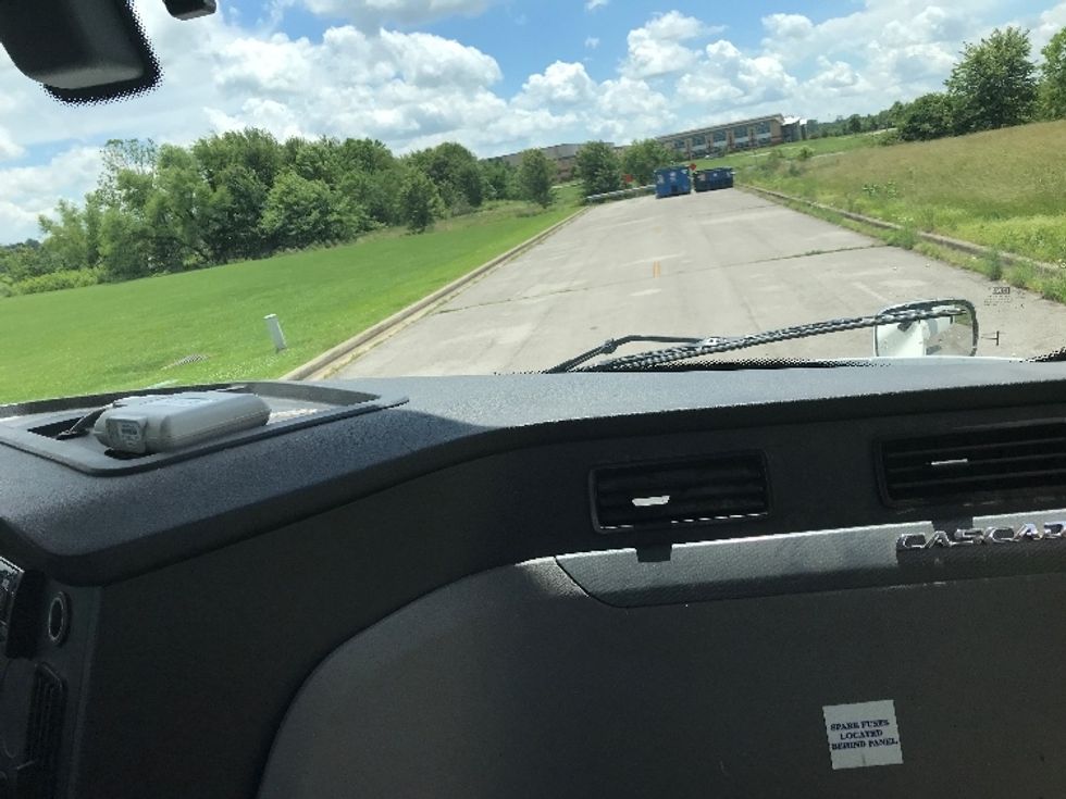 Day Cab Tractor-Heavy Duty Tractors-Freightliner-2020-T12664ST-Evansville-IN-693,353\n\t\tmiles-$ 29,750 - Image 13