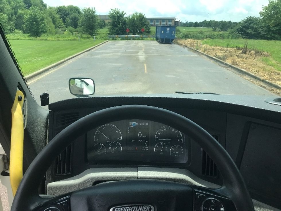 2020 Freightliner Cascadia 126" Day cab photo 11