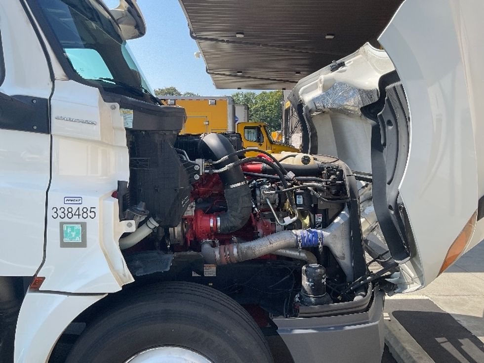 Day Cab Tractor-Heavy Duty Tractors-Freightliner-2020-T12664ST-Everett-WA-558,357\n\t\tmiles-$ 40,000 - Image 15