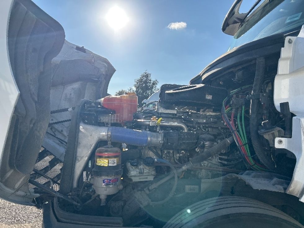 Day Cab Tractor-Heavy Duty Tractors-Freightliner-2020-T12664ST-Fontana-CA-314,854\n\t\tmiles-$ 61,000 - Image 16