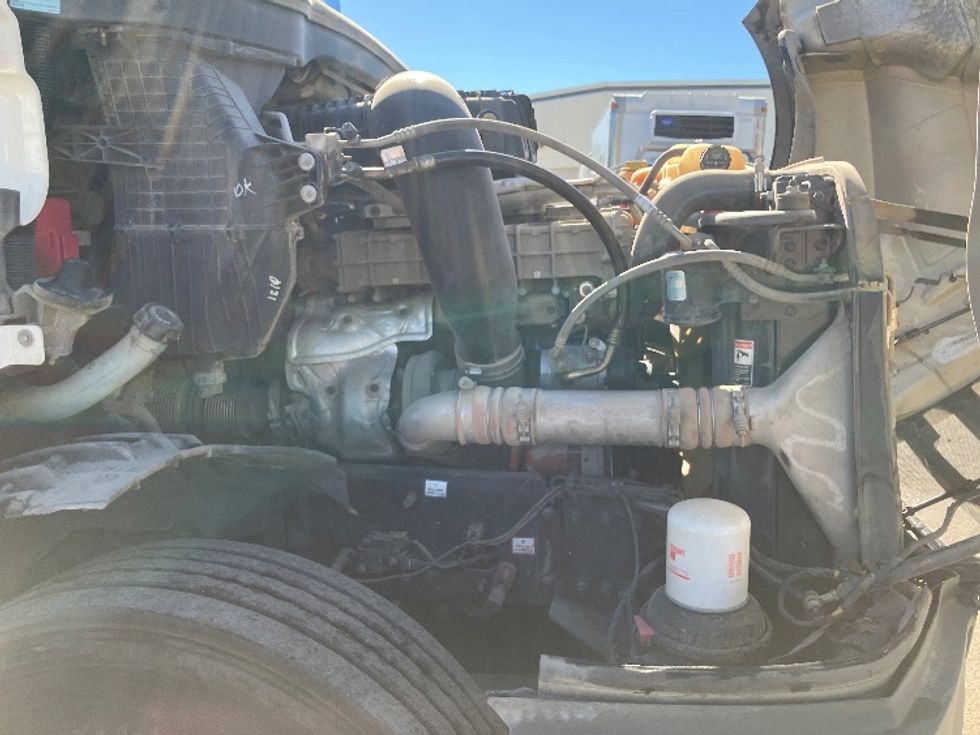 Day Cab Tractor-Heavy Duty Tractors-Freightliner-2020-T12664ST-Fontana-CA-335,899\n\t\tmiles-$ 59,750 - Image 15