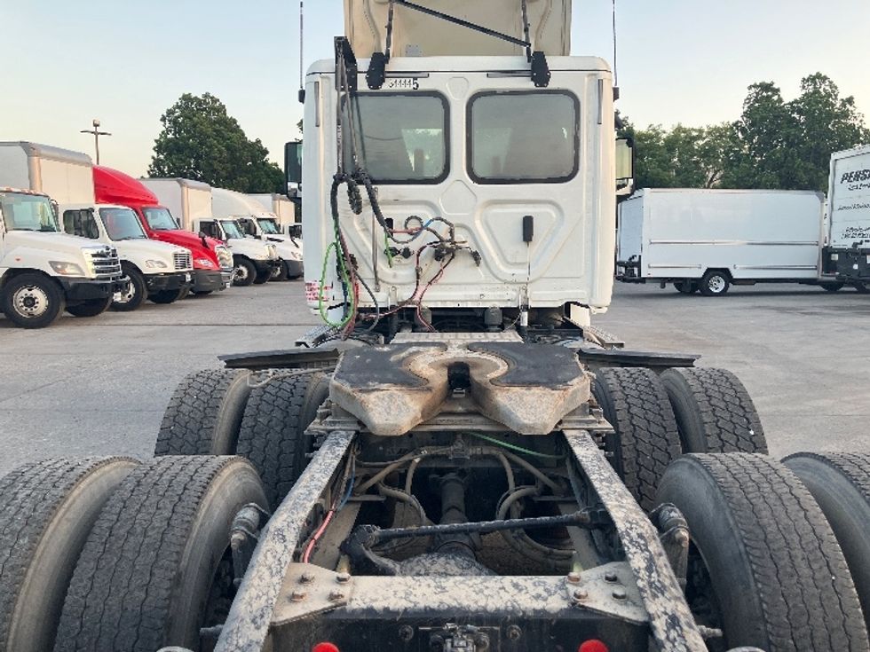 Day Cab Tractor-Heavy Duty Tractors-Freightliner-2020-T12664ST-Fontana-CA-338,579\n\t\tmiles-$ 59,750 - Image 6