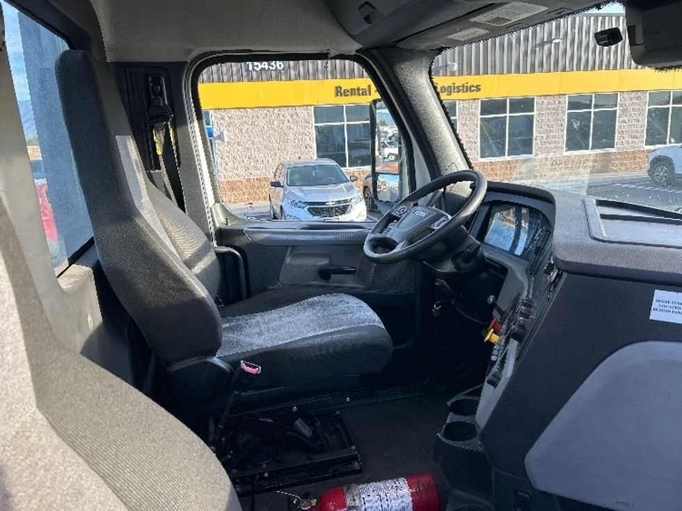 Day Cab Tractor-Heavy Duty Tractors-Freightliner-2020-T12664ST-Fontana-CA-345,901\n\t\tmiles-$ 54,250 - Image 14