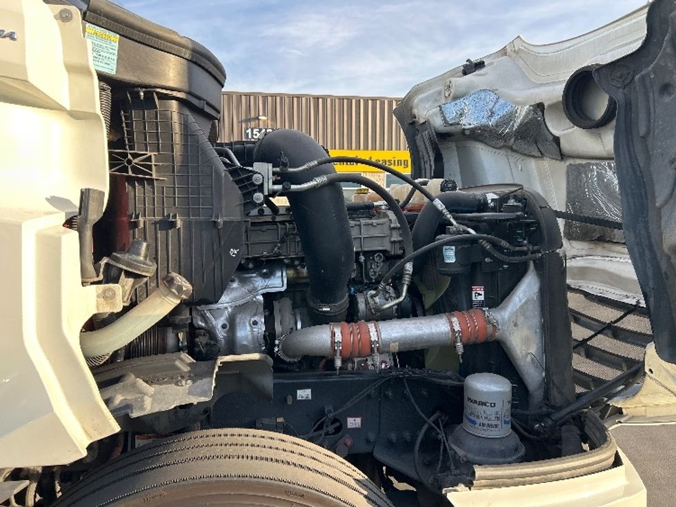 Day Cab Tractor-Heavy Duty Tractors-Freightliner-2020-T12664ST-Fontana-CA-345,901\n\t\tmiles-$ 54,250 - Image 15