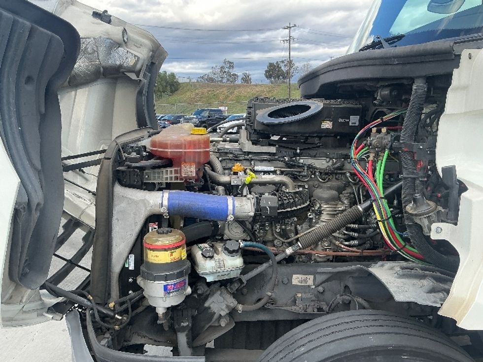Day Cab Tractor-Heavy Duty Tractors-Freightliner-2020-T12664ST-Fontana-CA-346,435\n\t\tmiles-$ 54,250 - Image 16