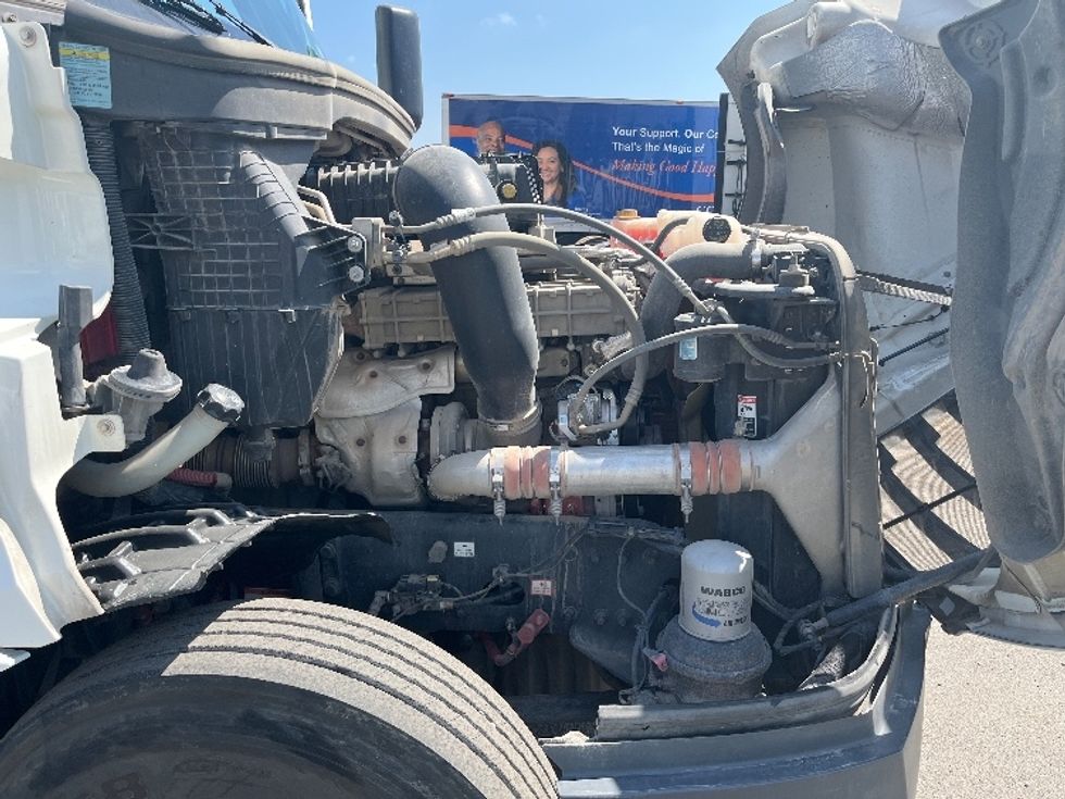 Day Cab Tractor-Heavy Duty Tractors-Freightliner-2020-T12664ST-Fontana-CA-347,008\n\t\tmiles-$ 56,250 - Image 15