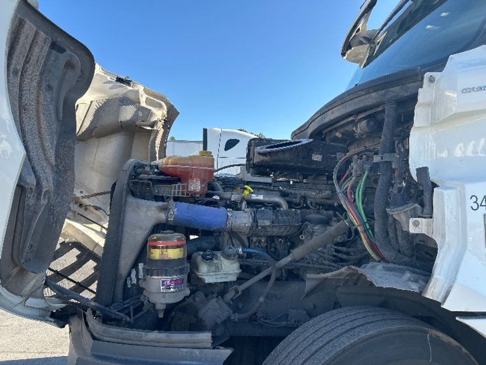 Day Cab Tractor-Heavy Duty Tractors-Freightliner-2020-T12664ST-Fontana-CA-351,841\n\t\tmiles-$ 59,000 - Image 16