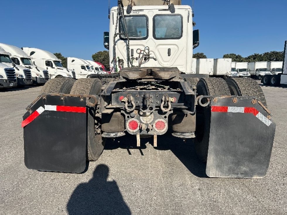 Day Cab Tractor-Heavy Duty Tractors-Freightliner-2020-T12664ST-Fontana-CA-351,841\n\t\tmiles-$ 59,000 - Image 19