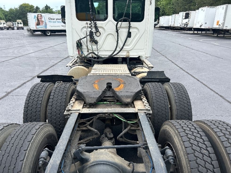 Day Cab Tractor-Heavy Duty Tractors-Freightliner-2020-T12664ST-Forest Park-GA-217,095\n\t\tmiles-$ 59,250 - Image 6