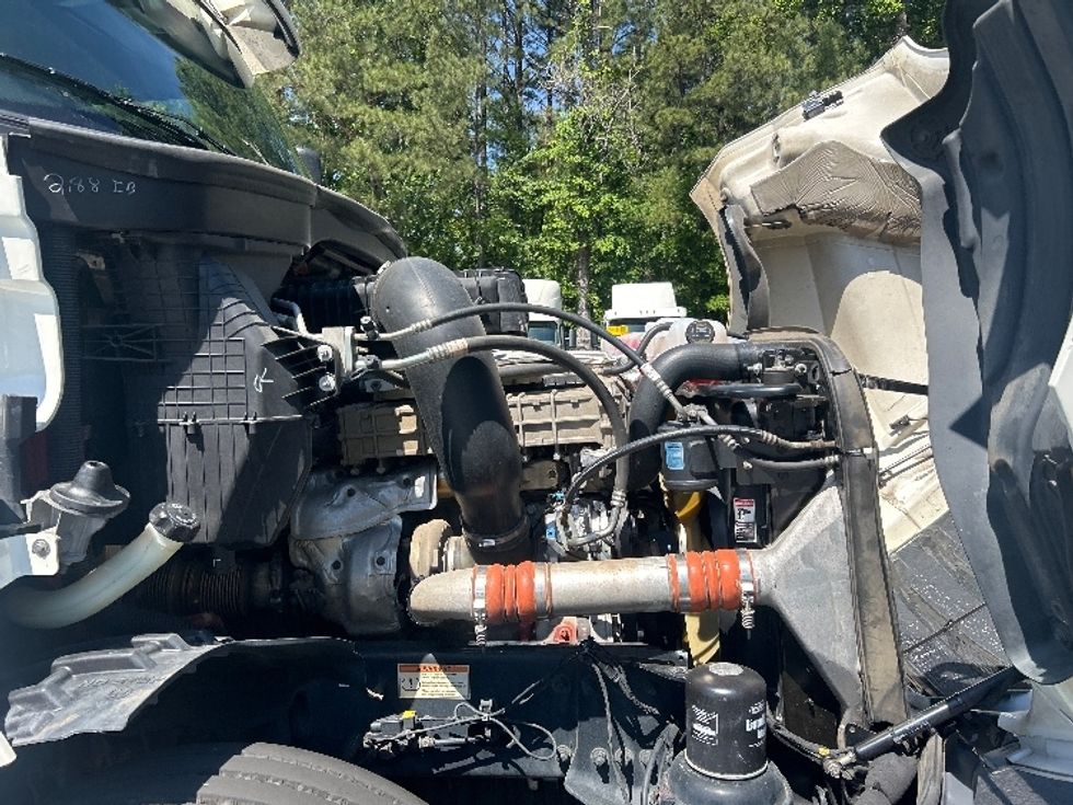 Day Cab Tractor-Heavy Duty Tractors-Freightliner-2020-T12664ST-Forest Park-GA-323,398\n\t\tmiles-$ 55,500 - Image 15