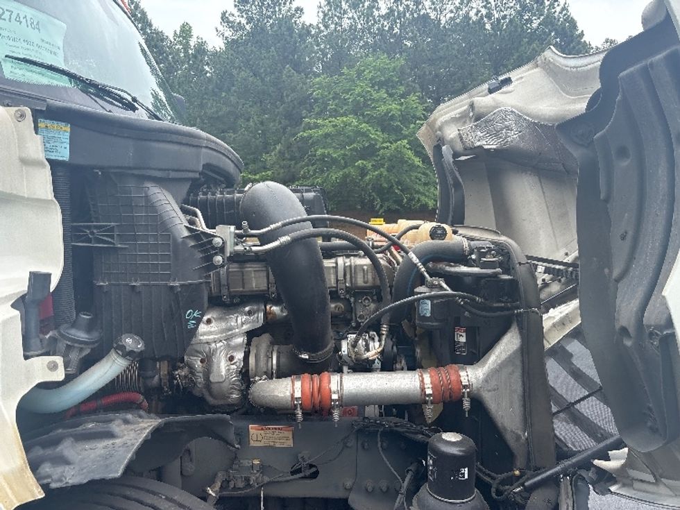 Day Cab Tractor-Heavy Duty Tractors-Freightliner-2020-T12664ST-Forest Park-GA-383,961\n\t\tmiles-$ 52,250 - Image 15