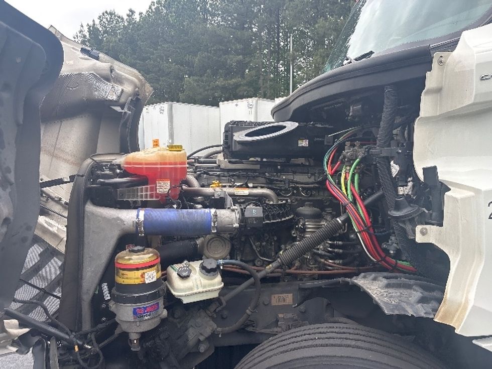 Day Cab Tractor-Heavy Duty Tractors-Freightliner-2020-T12664ST-Forest Park-GA-383,961\n\t\tmiles-$ 52,250 - Image 16