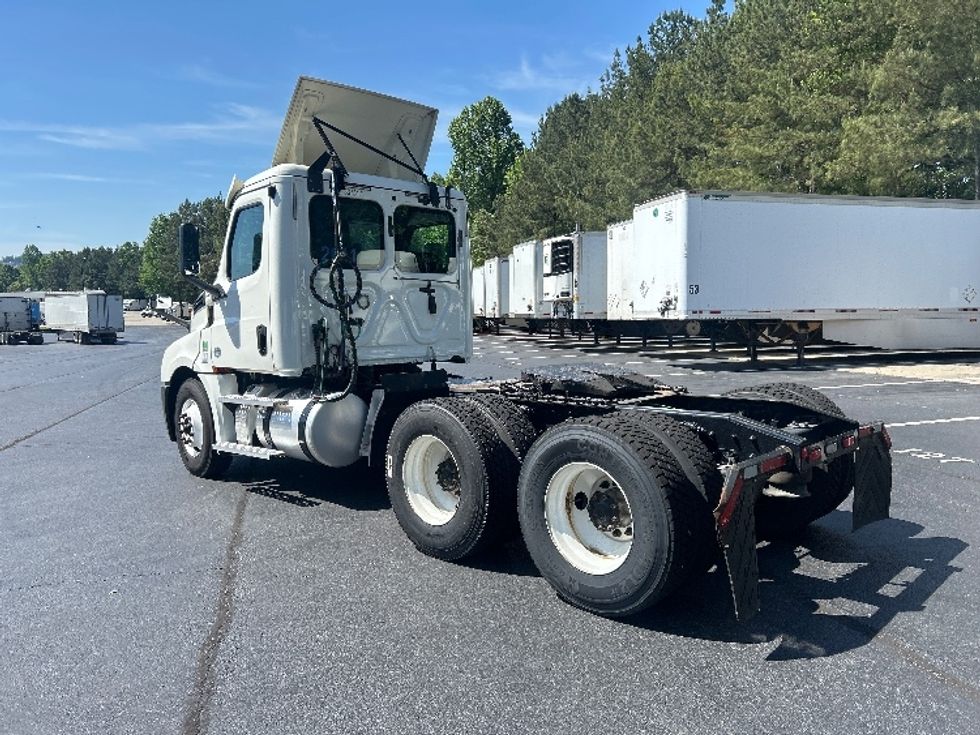 Day Cab Tractor-Heavy Duty Tractors-Freightliner-2020-T12664ST-Forest Park-GA-408,216\n\t\tmiles-$ 50,750 - Image 5