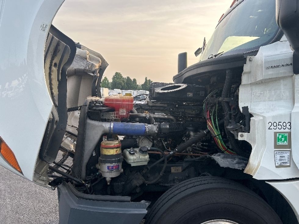Day Cab Tractor-Heavy Duty Tractors-Freightliner-2020-T12664ST-Forest Park-GA-442,884\n\t\tmiles-$ 50,500 - Image 16