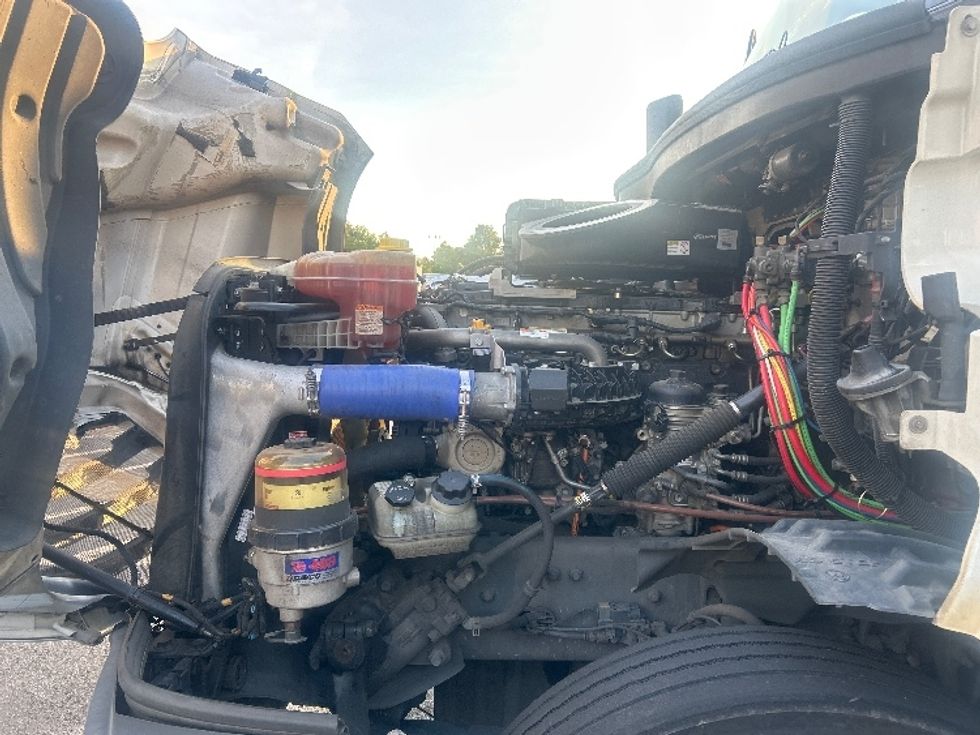 Day Cab Tractor-Heavy Duty Tractors-Freightliner-2020-T12664ST-Forest Park-GA-445,560\n\t\tmiles-$ 50,250 - Image 16