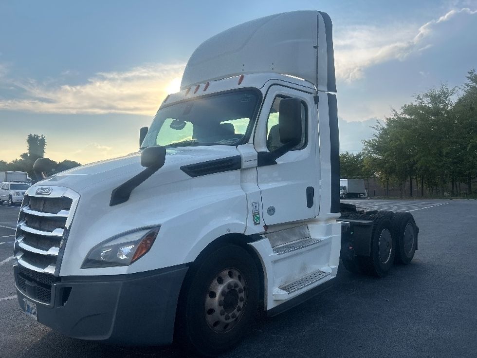 Day Cab Tractor-Heavy Duty Tractors-Freightliner-2020-T12664ST-Forest Park-GA-445,560\n\t\tmiles-$ 50,250 - Image 3