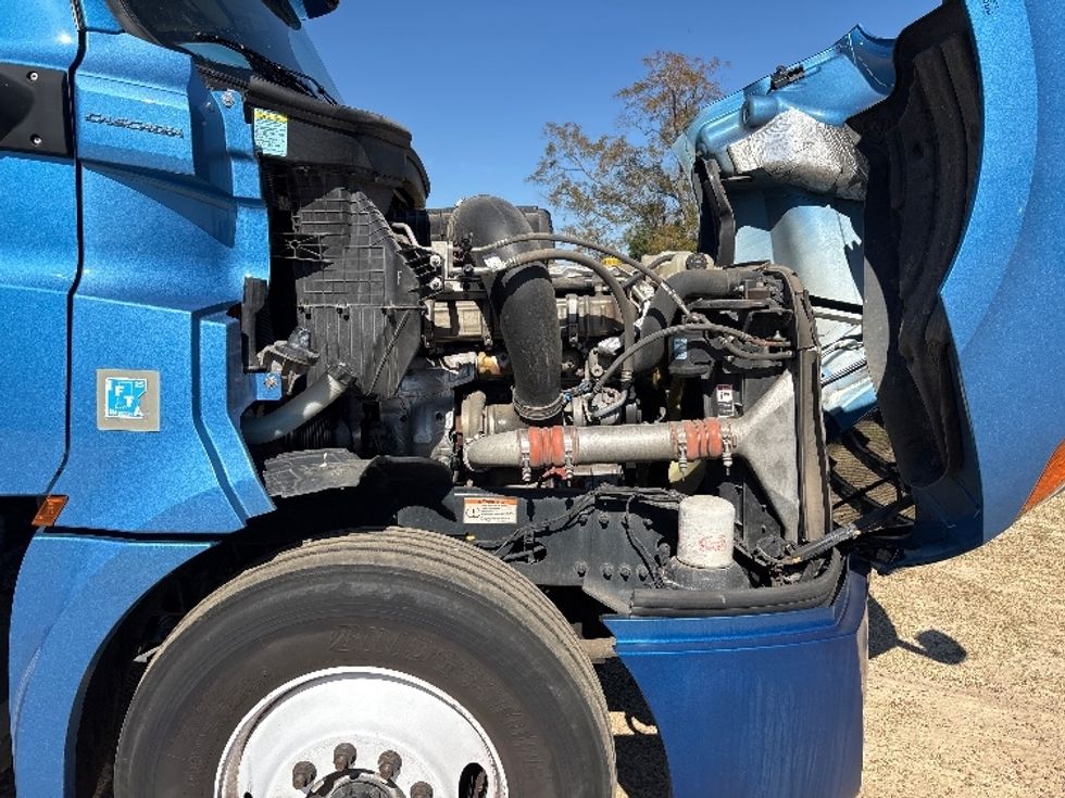 Day Cab Tractor-Heavy Duty Tractors-Freightliner-2020-T12664ST-Forest Park-GA-501,890\n\t\tmiles-$ 39,250 - Image 15