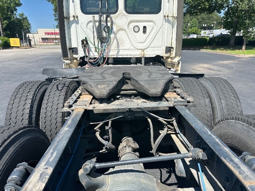 Day Cab Tractor-Heavy Duty Tractors-Freightliner-2020-T12664ST-Forest Park-GA-691,191\n\t\tmiles-$ 24,750 - Image 6