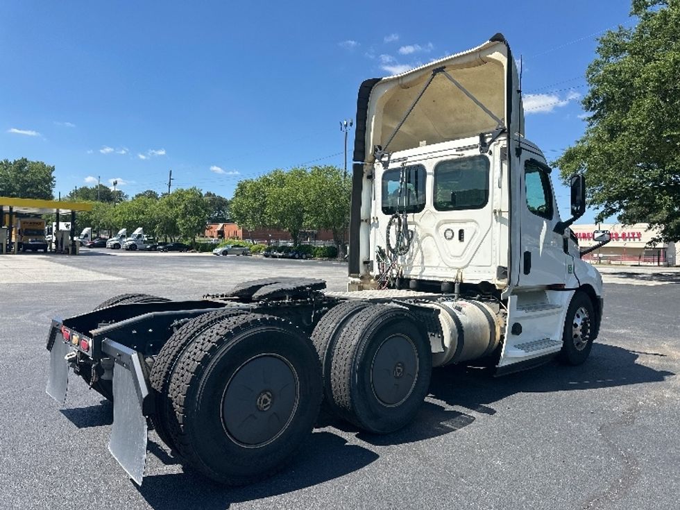 Day Cab Tractor-Heavy Duty Tractors-Freightliner-2020-T12664ST-Forest Park-GA-691,191\n\t\tmiles-$ 24,750 - Image 7