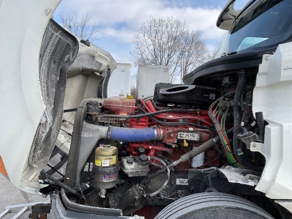 Day Cab Tractor-Heavy Duty Tractors-Freightliner-2020-T12664ST-Fort Wayne-IN-574,792\n\t\tmiles-$ 35,500 - Image 16