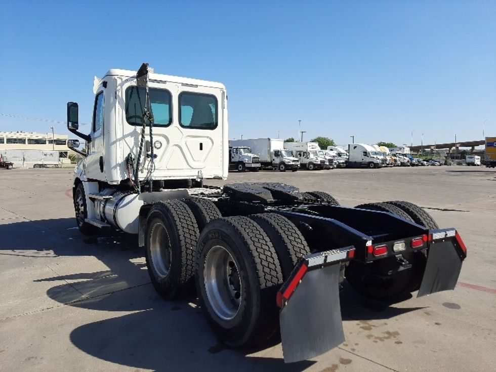 Day Cab Tractor-Heavy Duty Tractors-Freightliner-2020-T12664ST-Fort Worth-TX-204,014\n\t\tmiles-$ 70,750 - Image 5