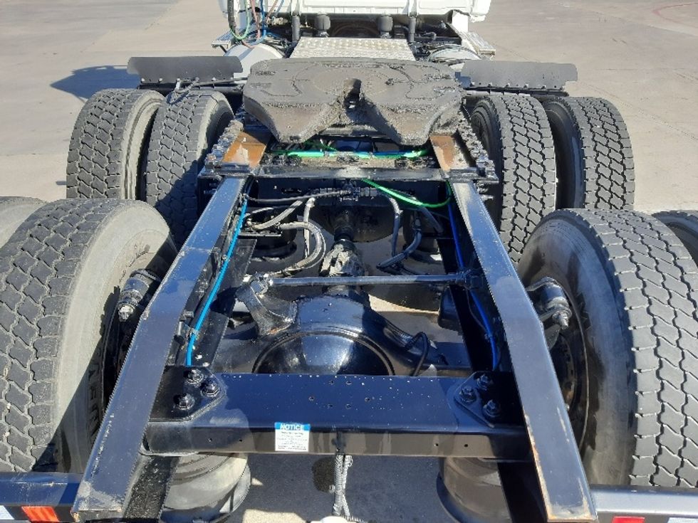 Day Cab Tractor-Heavy Duty Tractors-Freightliner-2020-T12664ST-Fort Worth-TX-204,014\n\t\tmiles-$ 70,750 - Image 6