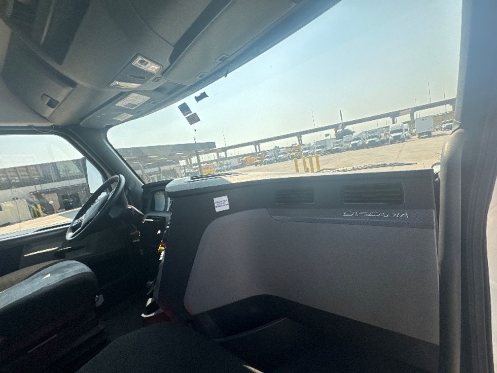 Day Cab Tractor-Heavy Duty Tractors-Freightliner-2020-T12664ST-Fort Worth-TX-226,164\n\t\tmiles-$ 68,250 - Image 13