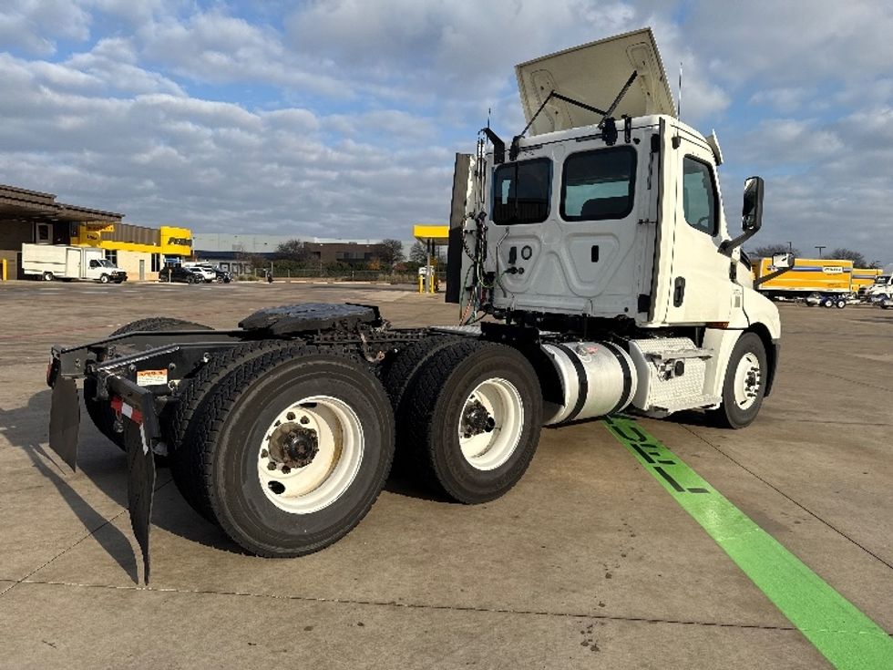 Day Cab Tractor-Heavy Duty Tractors-Freightliner-2020-T12664ST-Fort Worth-TX-275,336\n\t\tmiles-$ 61,500 - Image 7