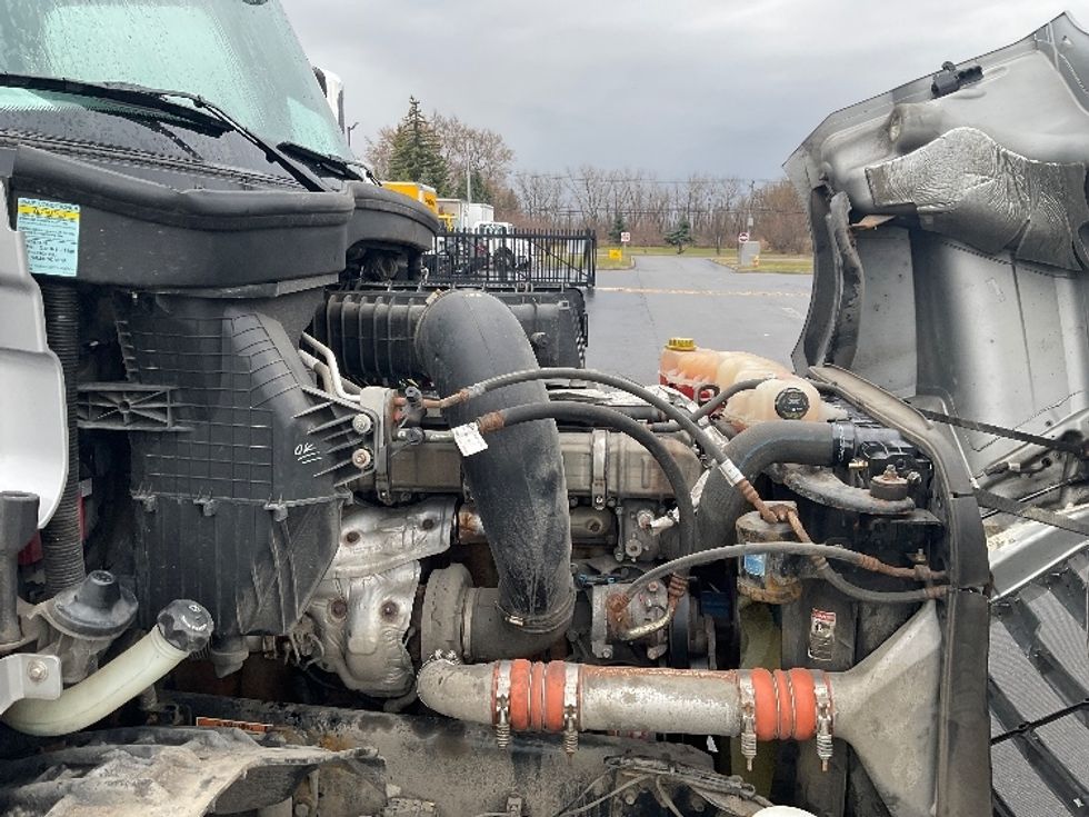 Day Cab Tractor-Heavy Duty Tractors-Freightliner-2020-T12664ST-Fredonia-NY-346,010\n\t\tmiles-$ 55,500 - Image 15