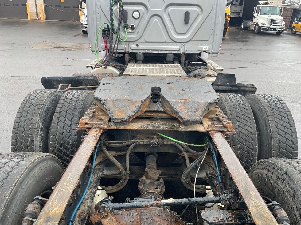 Day Cab Tractor-Heavy Duty Tractors-Freightliner-2020-T12664ST-Fredonia-NY-346,010\n\t\tmiles-$ 55,500 - Image 6