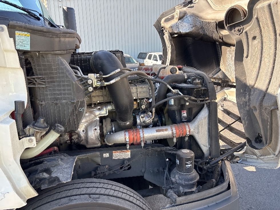 Day Cab Tractor-Heavy Duty Tractors-Freightliner-2020-T12664ST-Fresno-CA-412,187\n\t\tmiles-$ 50,000 - Image 15