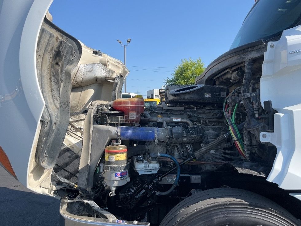 Day Cab Tractor-Heavy Duty Tractors-Freightliner-2020-T12664ST-Fresno-CA-477,729\n\t\tmiles-$ 51,500 - Image 16