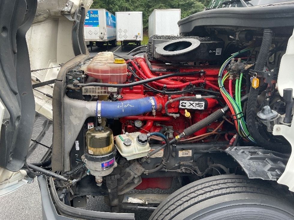 Day Cab Tractor-Heavy Duty Tractors-Freightliner-2020-T12664ST-Gainesville-GA-454,895\n\t\tmiles-$ 51,750 - Image 16