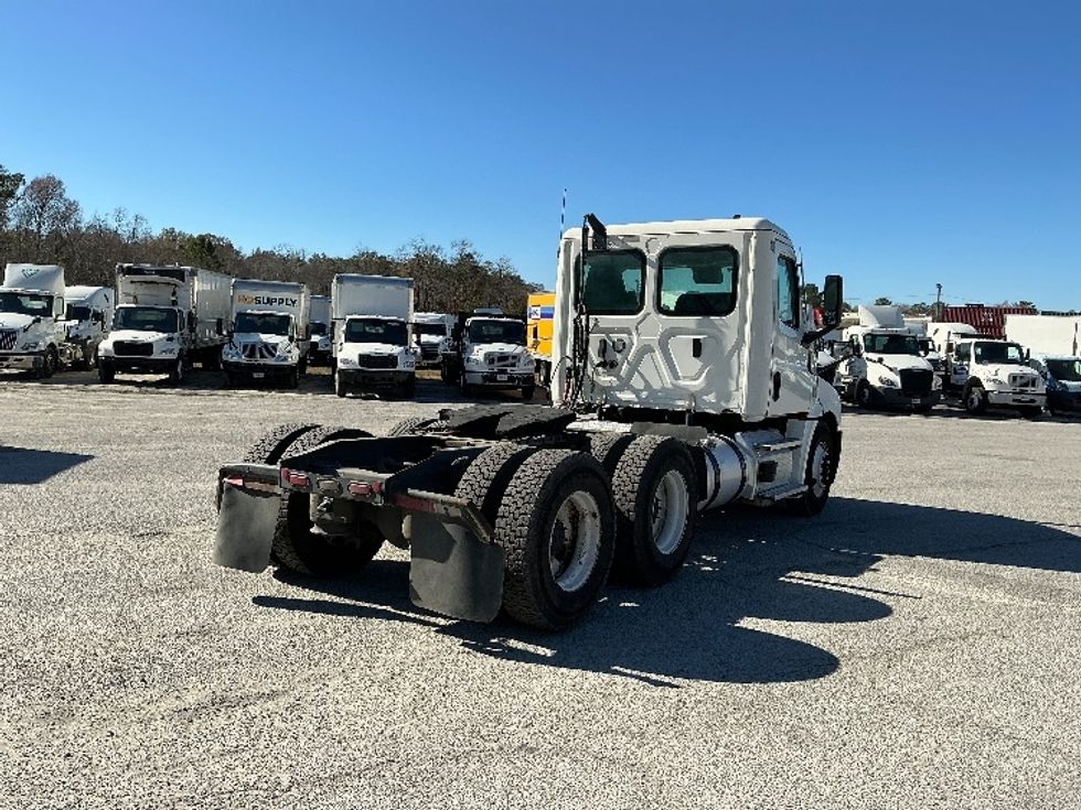 Day Cab Tractor-Heavy Duty Tractors-Freightliner-2020-T12664ST-Garden City-GA-347,871\n\t\tmiles-$ 55,000 - Image 7