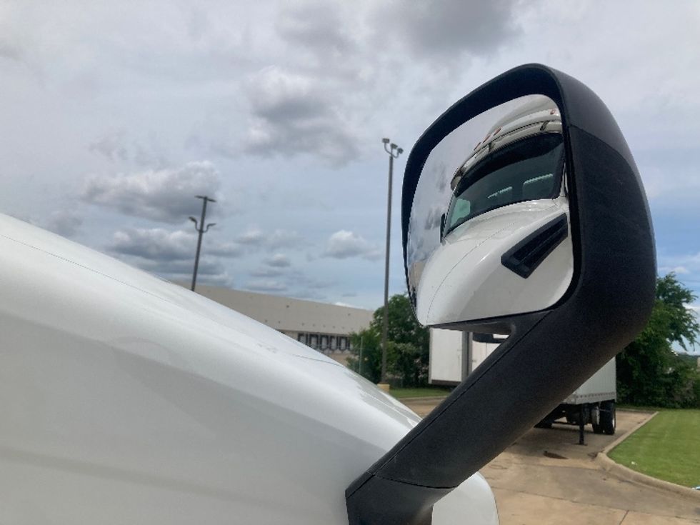 Day Cab Tractor-Heavy Duty Tractors-Freightliner-2020-T12664ST-Grand Prairie-TX-380,028\n\t\tmiles-$ 60,500 - Image 19