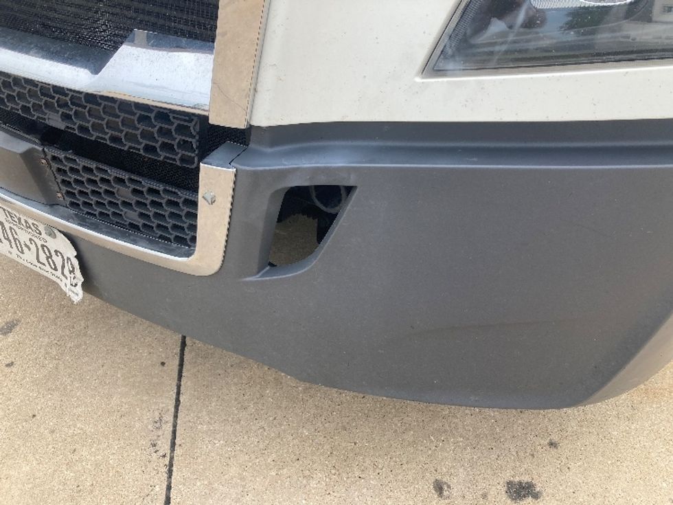 Day Cab Tractor-Heavy Duty Tractors-Freightliner-2020-T12664ST-Grand Prairie-TX-380,028\n\t\tmiles-$ 60,500 - Image 20